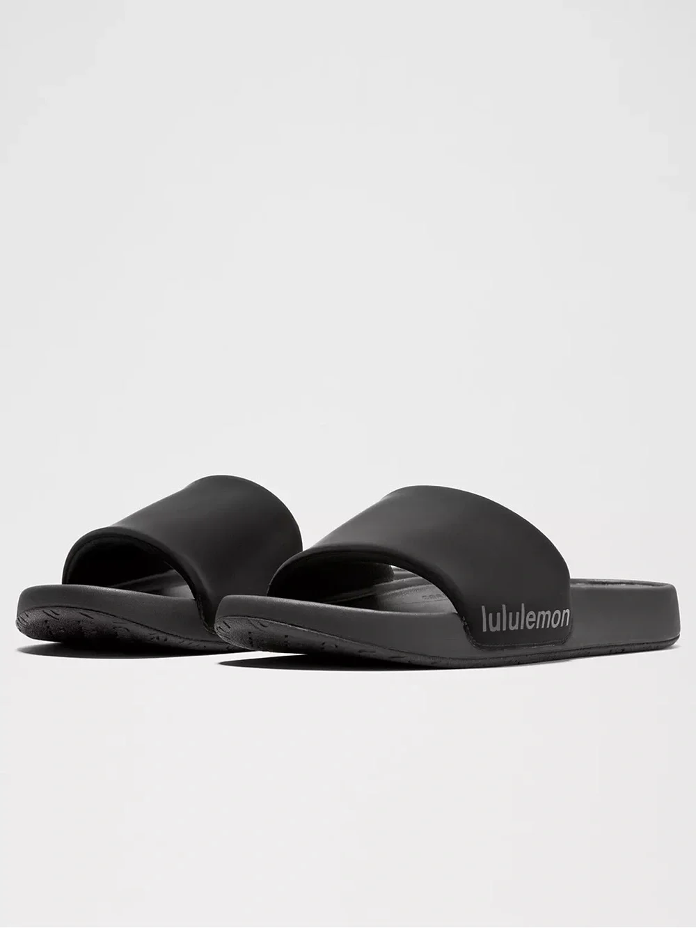 Lululemon Women’s Restfeel Slide in Black